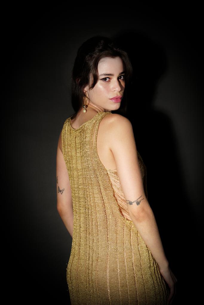 Vestido Drop Dourado em Crochê